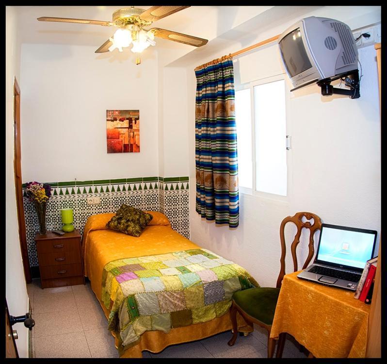 Hostal Estacion Альмерия Экстерьер фото